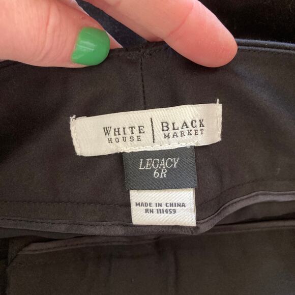White House Black Market Black Capris, Size 6R - Picture 5 of 7